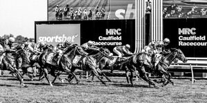 [vic]-free-tickets-for-caulfield-christmas-races-–-saturday-14-december-@-melbourne-racing-club-via-ticketek