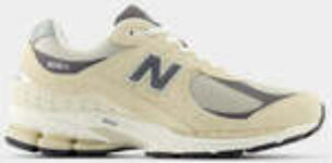 new-balance-2002r-(selected-colours)-$92-(rrp-$230)-+-$12-delivery-($0-c&c/-$100-order)-@-glue-store