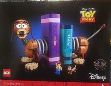 LEGOยฎ ว Disney and Pixar Toy Story Slinky Dog Bookends 43301 Cute Dachshund – Ex