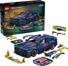 LEGO 42236 Technic Custom Garage Ford Mustang GT Car